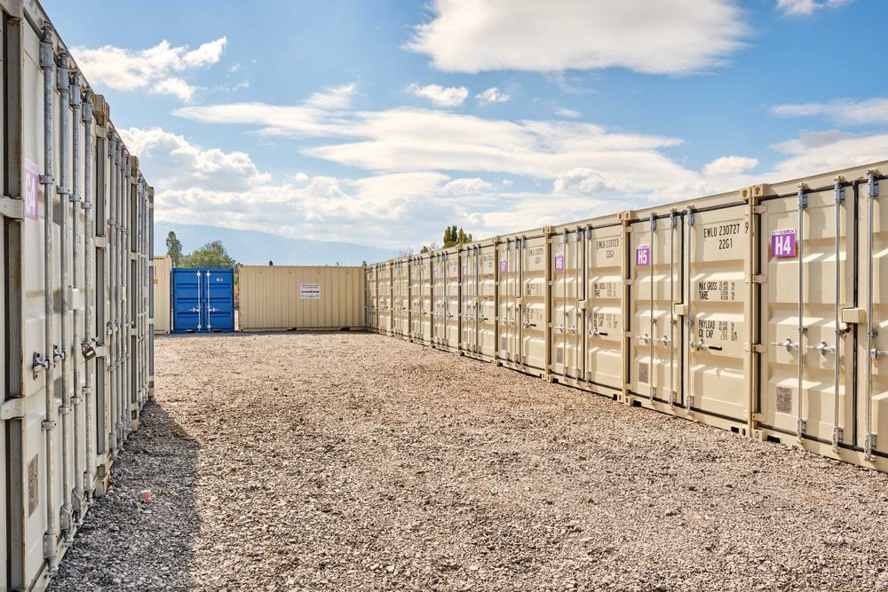 Моркси контейнери за склад под наем