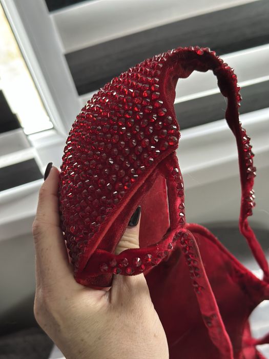 Продам купальник фитнес бикини