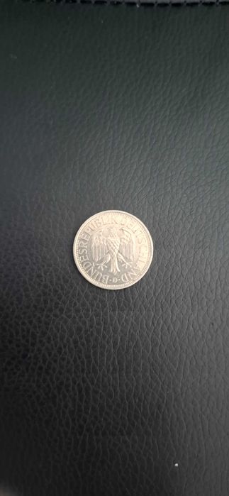 Vând moneda deutsche mark D 1990