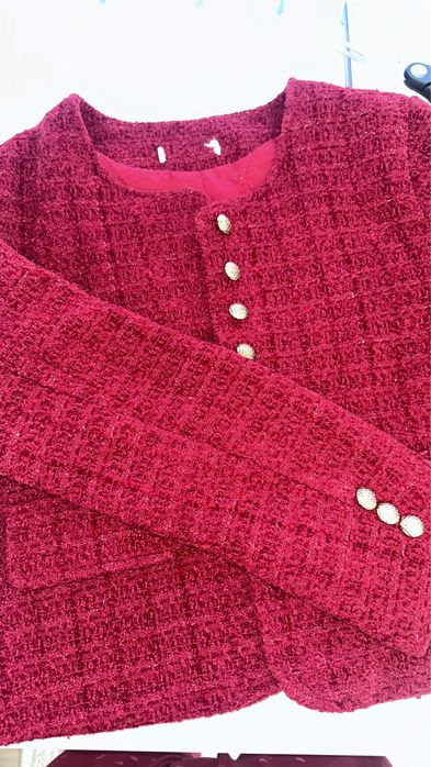 Твидовый красный пиджак