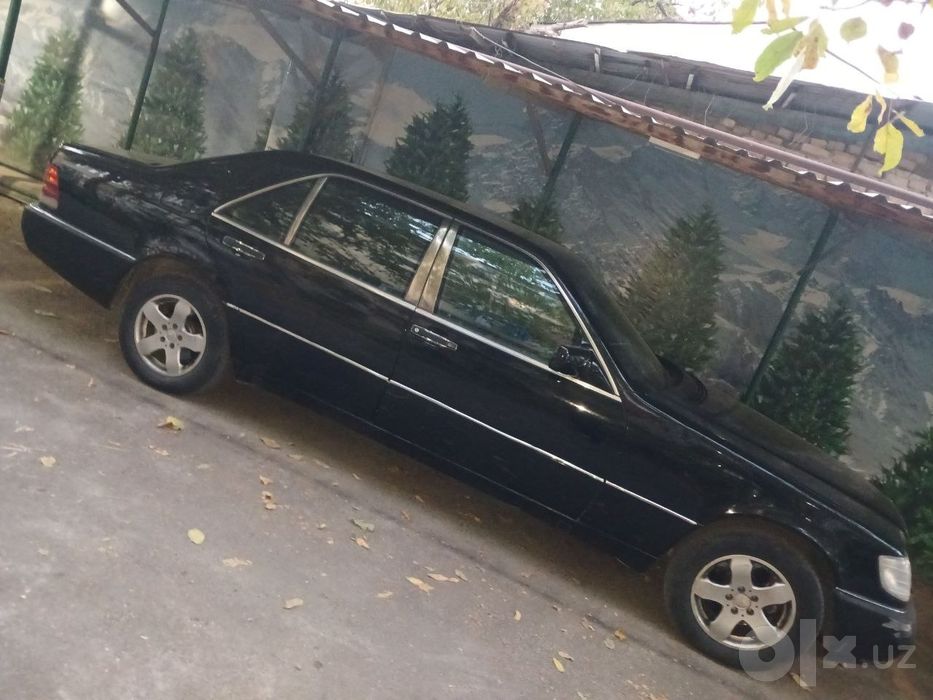 W140 long 1992. Qora