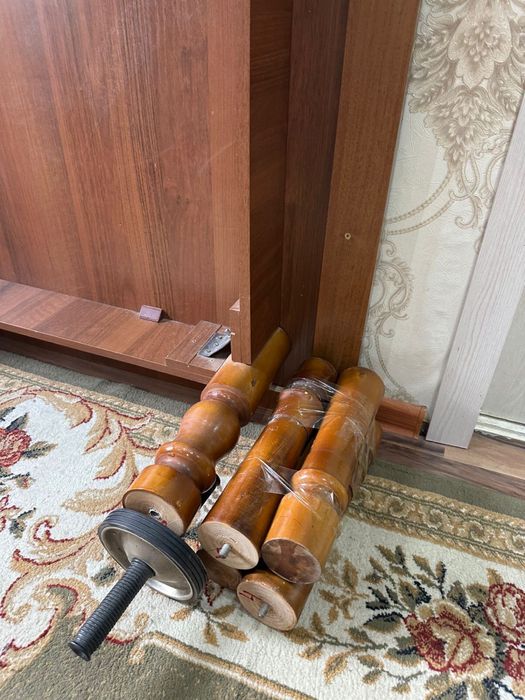 Продам Кухонный Стол