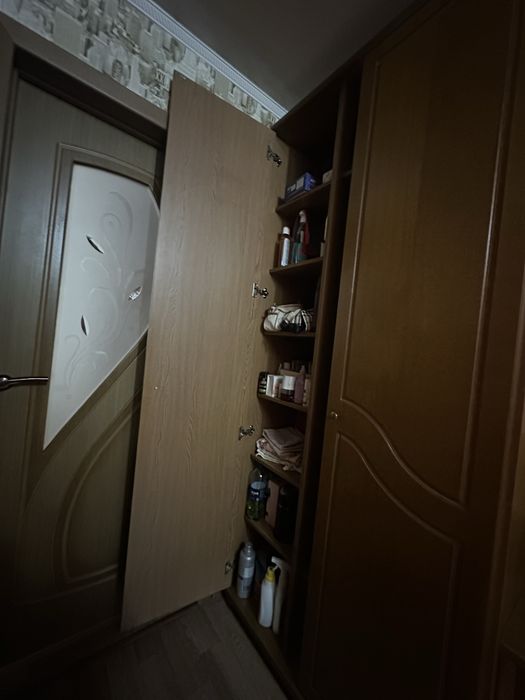 Шкаф для прихожей  с обувницей