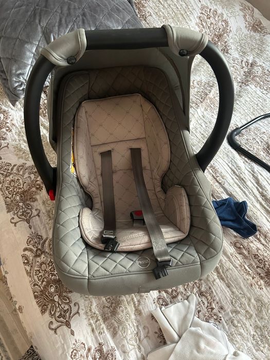 Продам автолюльку