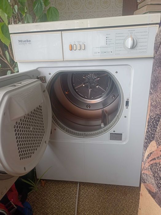 Сушилня Miele Novotronic,  модел T454