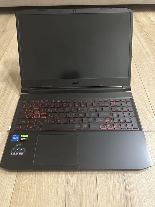 Acer nitro 5.