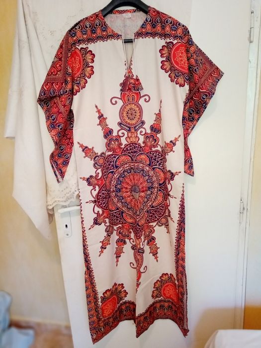 Традиционна дреха от Изтока и други уникати отстъпка