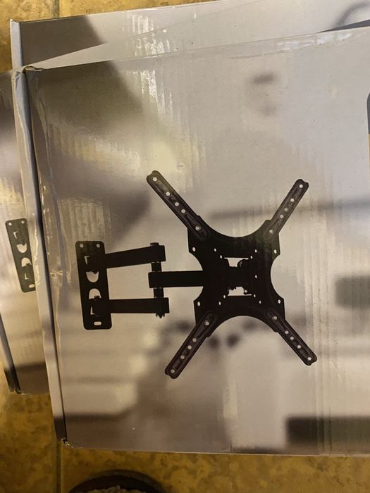 Кронштейн под телевизор