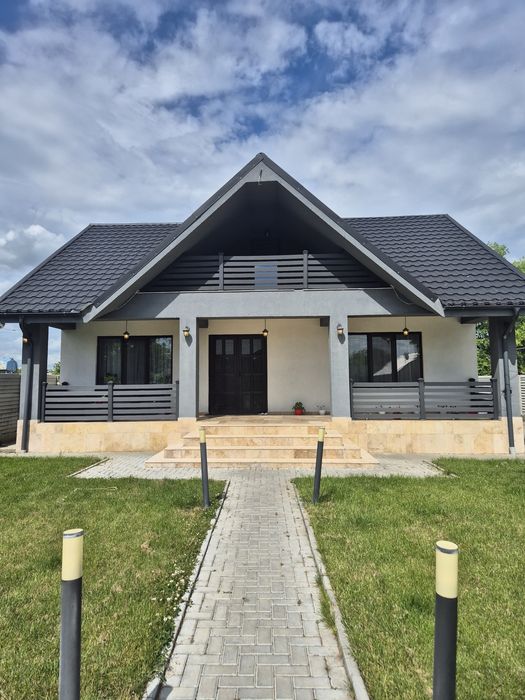 Casa noua, mobilată si utilata