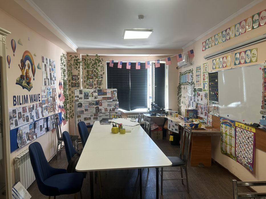 Продам вещи в кабинете