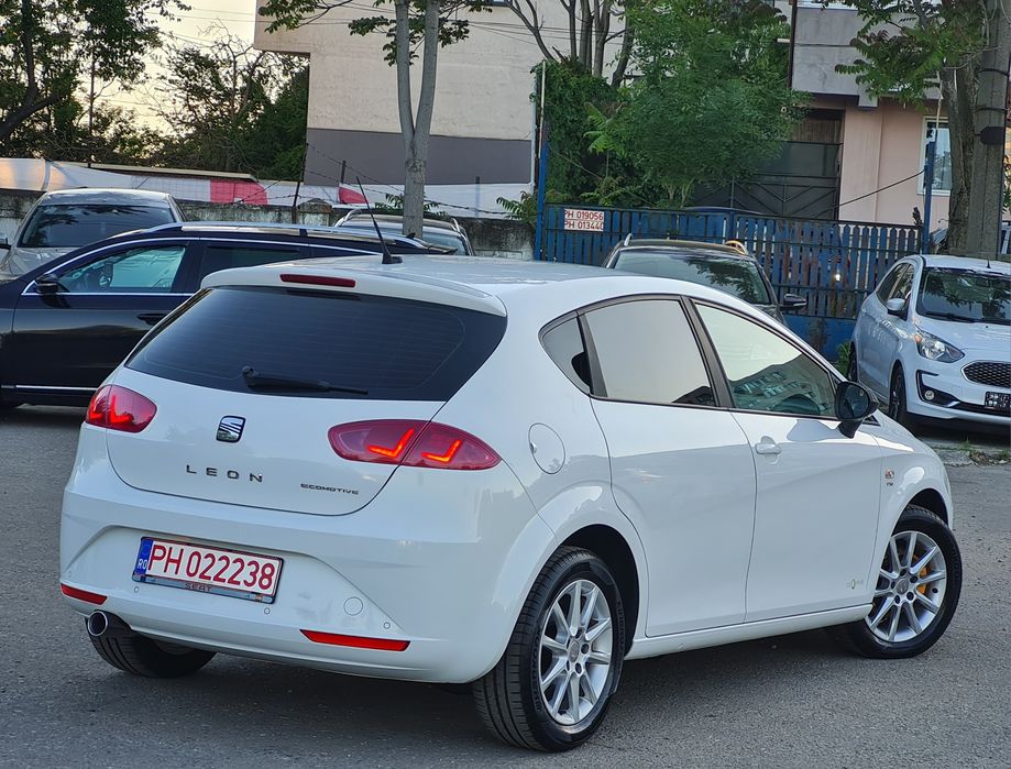 SEAT Leon 2013 — imagine 5