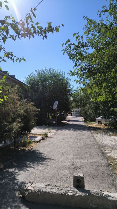 срочно 4 комнатная квартира . договоримся