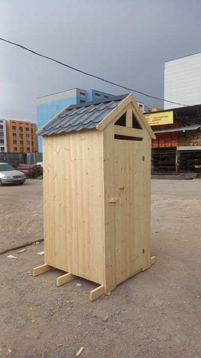 Уличный   туалет