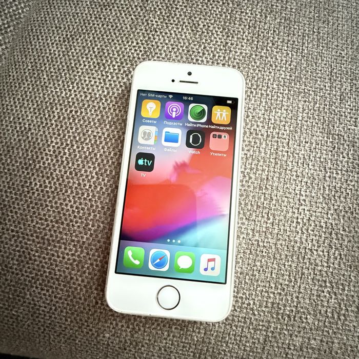 iPhone 5S, 64 Gb, серебристый