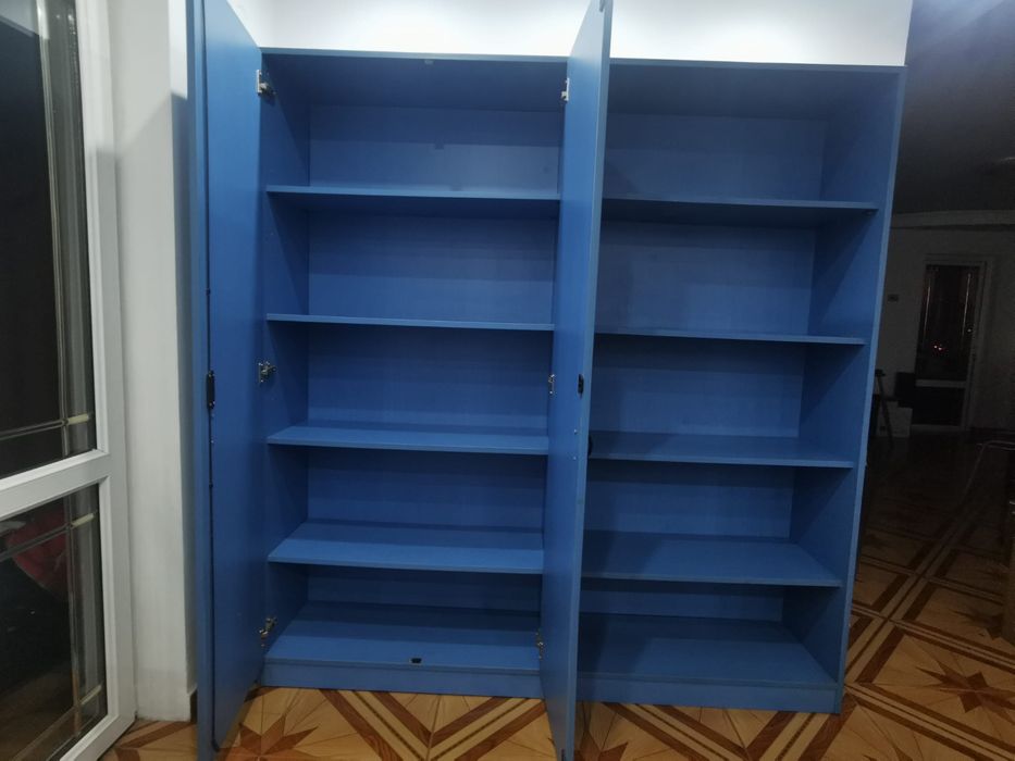 Mobila casa de vanzare