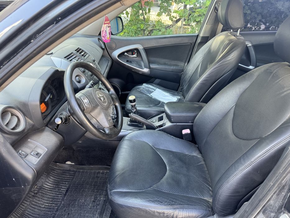 Toyota Rav 4 motor D4D - 136 de cai