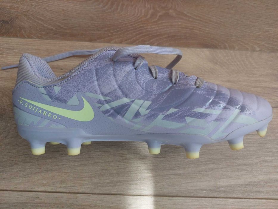 Ghete Nike de fotbal pt. copii 36,5.