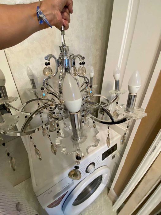 Люстра 8 рожковая