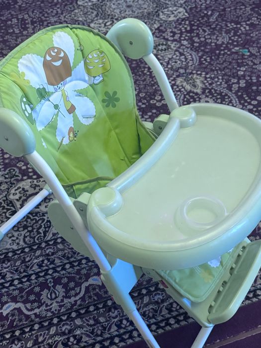 Bolalar Ovqatlantiradigani