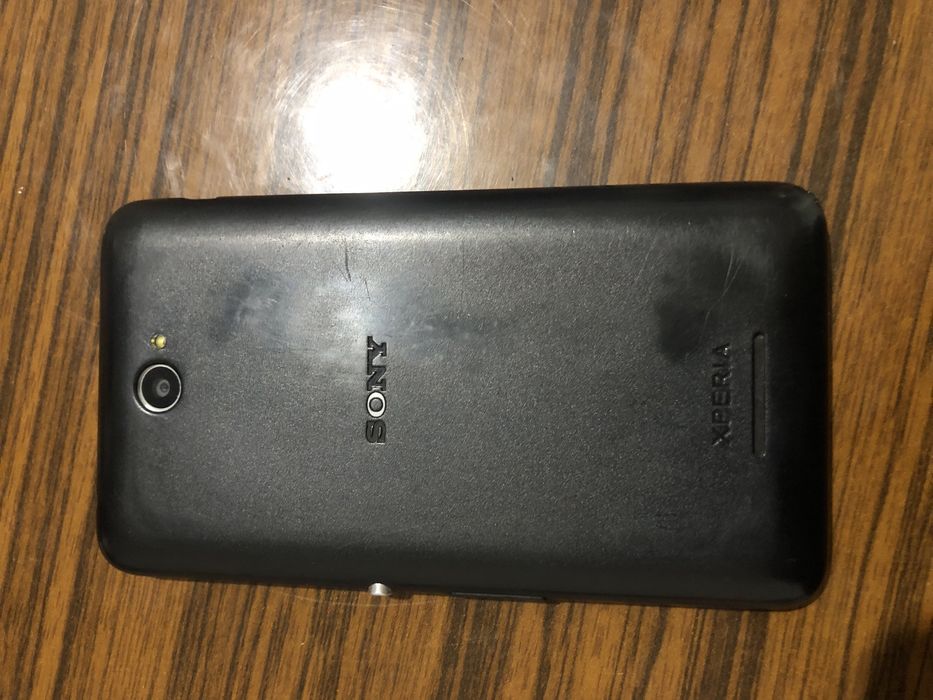 Sony Xperia без зарядно