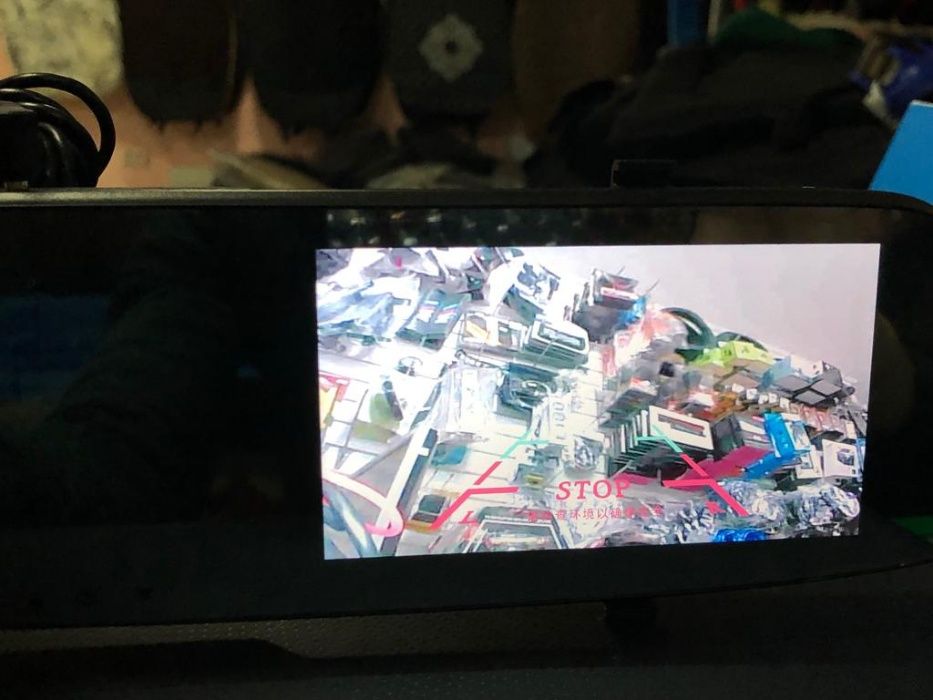 Продам видеорегистратор-зеркало 3в1 Full HD