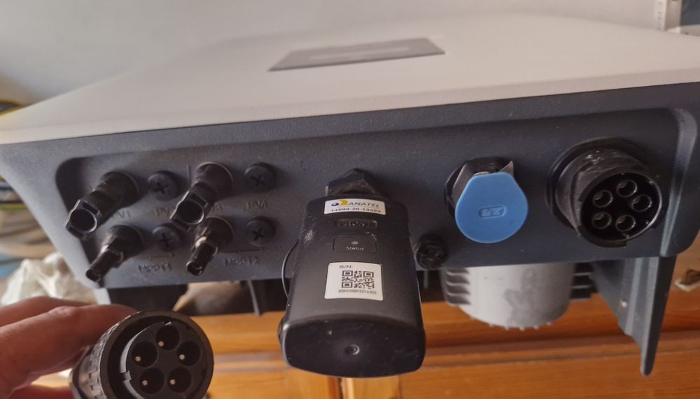 Invertor On Grid Fox Ess T10 de 10kw trifazat cu modul wifi,IP 65