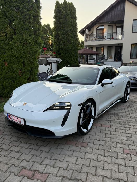 Porsche Taycan Porsche Taycan