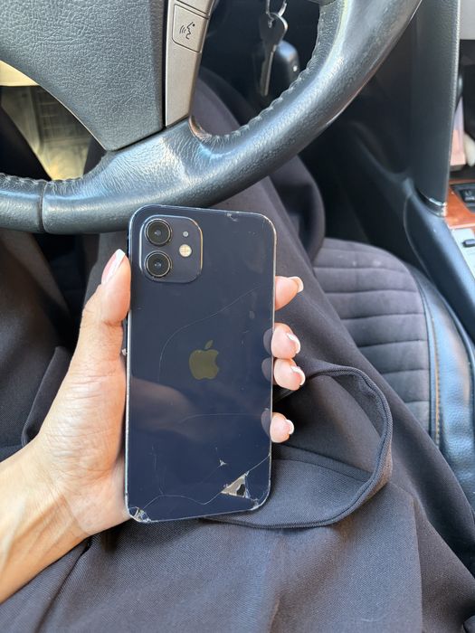 Iphone 12 черный