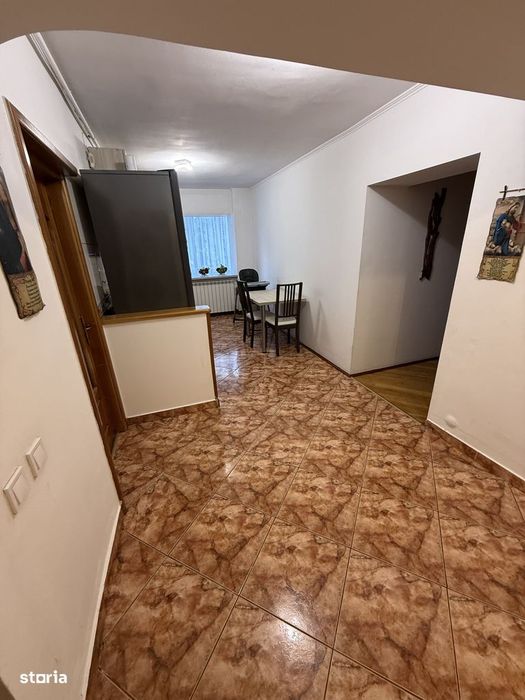 Proprietar apartament 3 camere Lacul Tei 78mp Etaj 1 Centrală proprie — fotografia 1