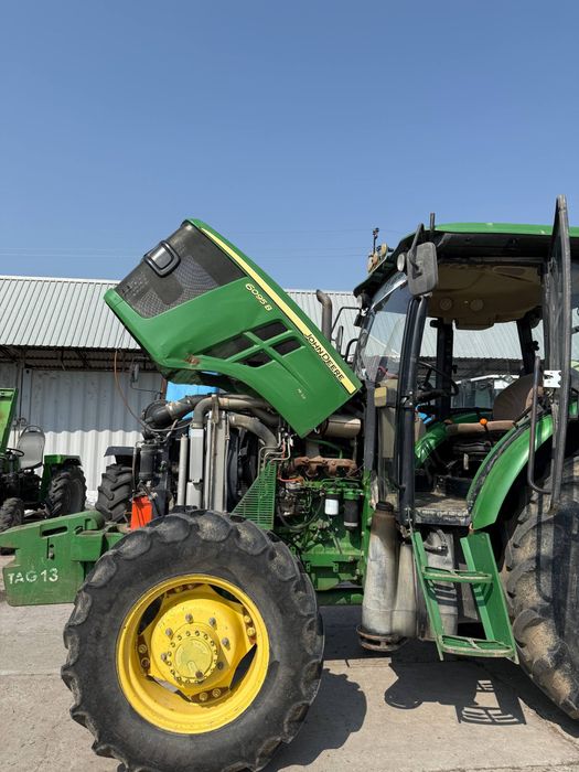 Traktor John Deere  6110 В sotiladi