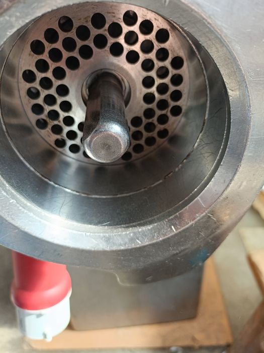 Mașină de tocat carne nr.32 și 42(D114)full inox.