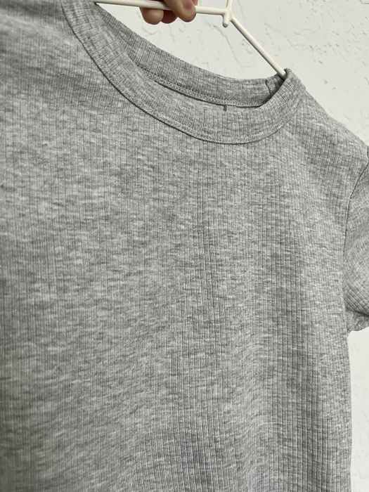 Топ серый 42 размера цена :2000