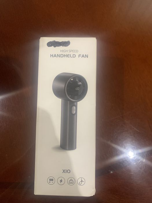 Ручной вентелятор