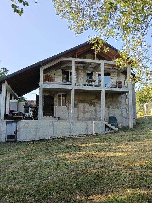 Casa noua P+M cu teren 3278m - Glodeni Vale, Pucioasa