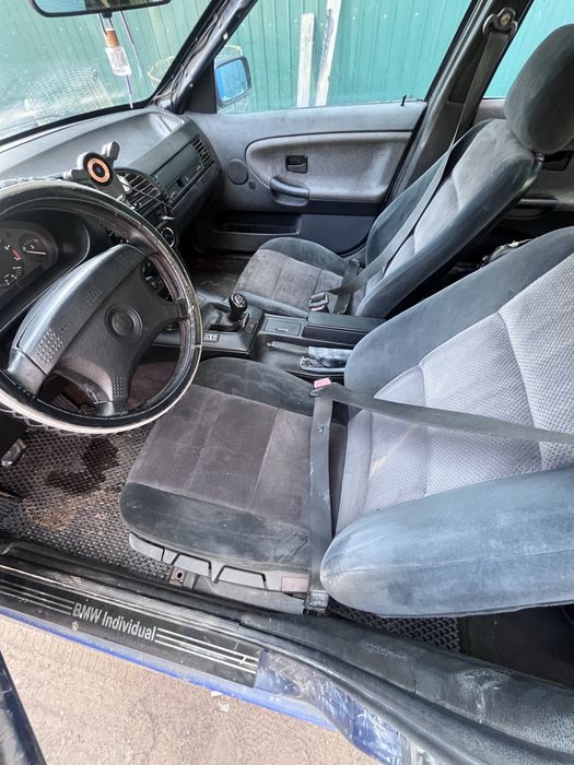 Продам бмв е36 320i