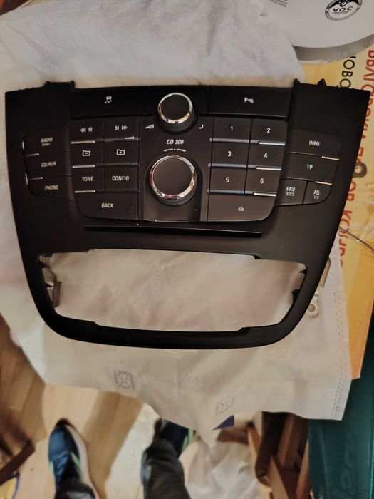 CD 300 за Инсигния