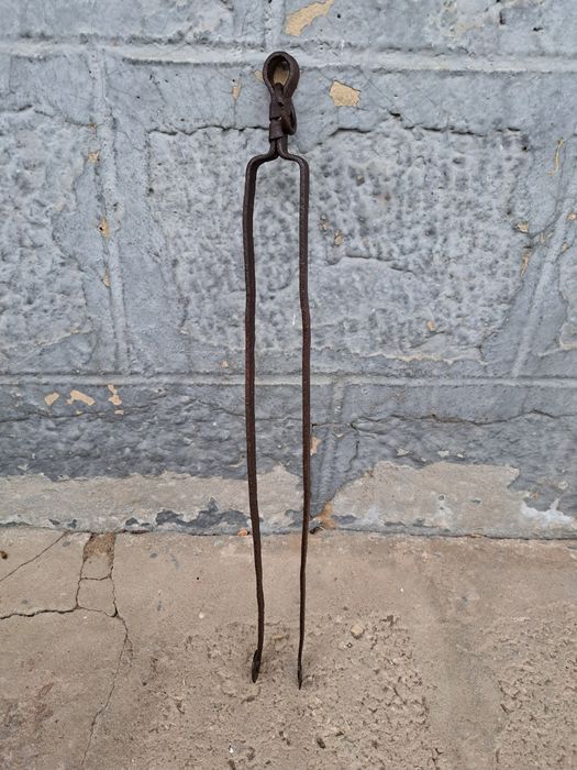 Стар ръчно кован дилаф маша