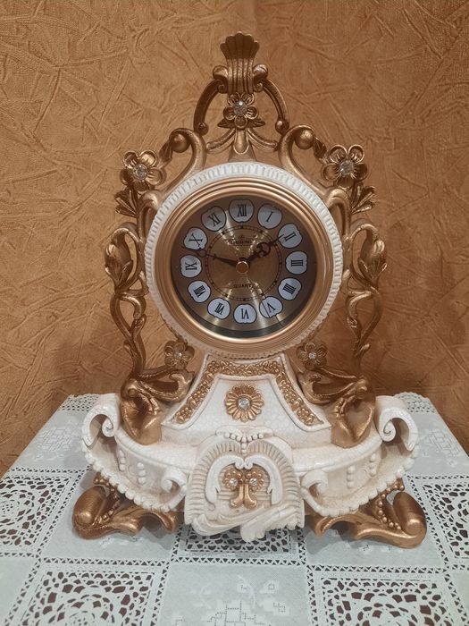 Роскошные  настольные часы "LISHENG" в европейском стиле. Винтаж. В от
