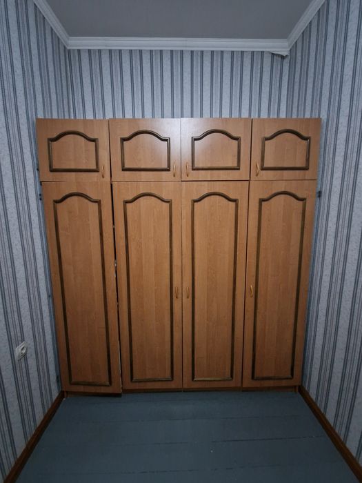 Шкаф для одежды.