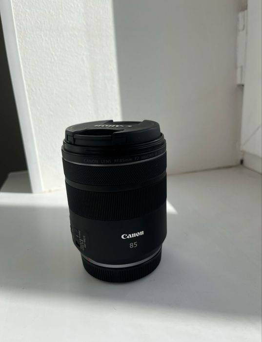 Продам объектив canon Rf 85mm f2.0