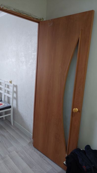 Продам двери межкомнатные