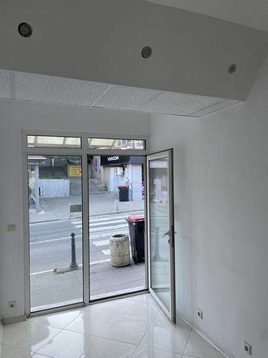 Дава се под наем Магазин в Созопол - 9 кв.м за 1020 € - Снимка #2