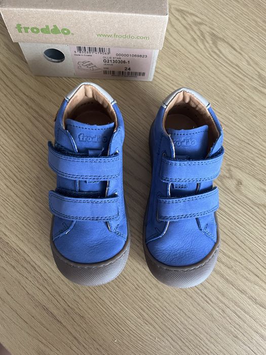 Чисто нови кожени обувки Froddo размер 24
