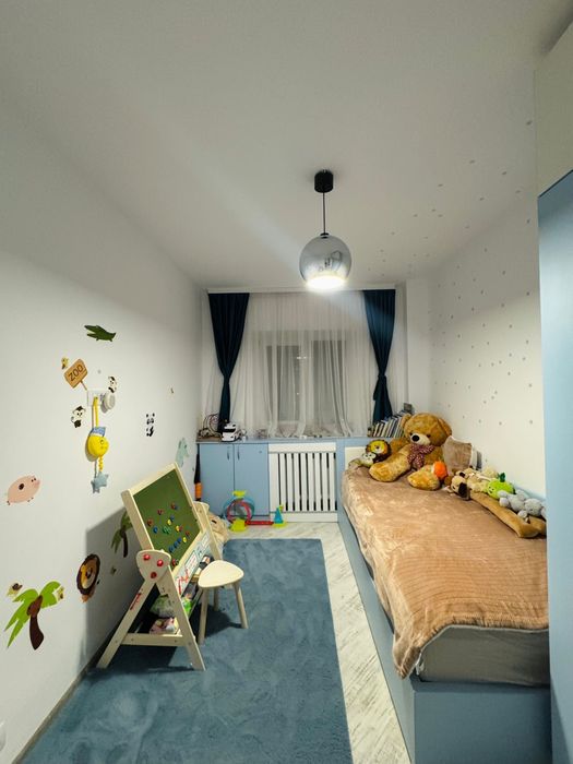 Proprietar - Apartament 3 camere decomandate (2 bai), Frumoasa