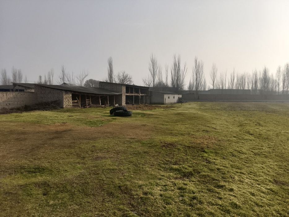 Участка ховли йер