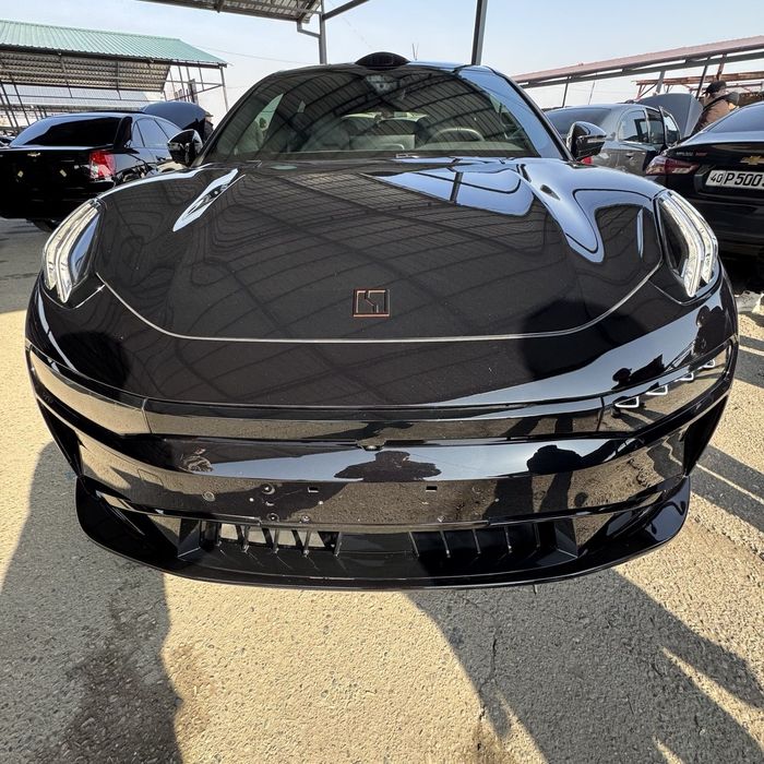 Zeekr 001 | 2024 | Nasiya savdo 40%