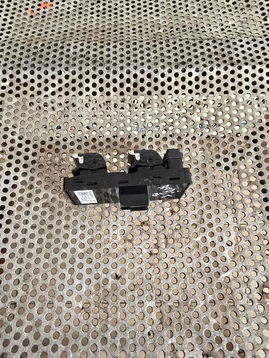 Butoane Geamuri Electrice Stanga Fata Audi Q4 E-Tron 2021-2025