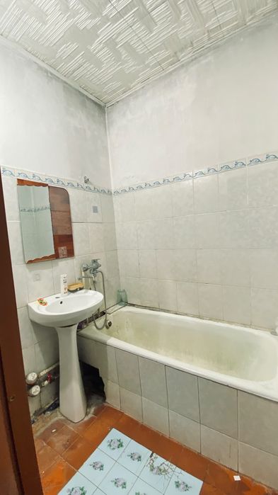 продаётся 2х ком.кв.в 10мкр