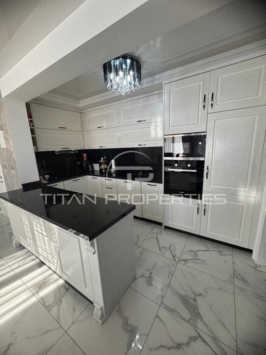 Продава се Многостаен апартамент в Пловдив, Остромила - 179 кв.м за 1872 €/кв.м - Снимка #3