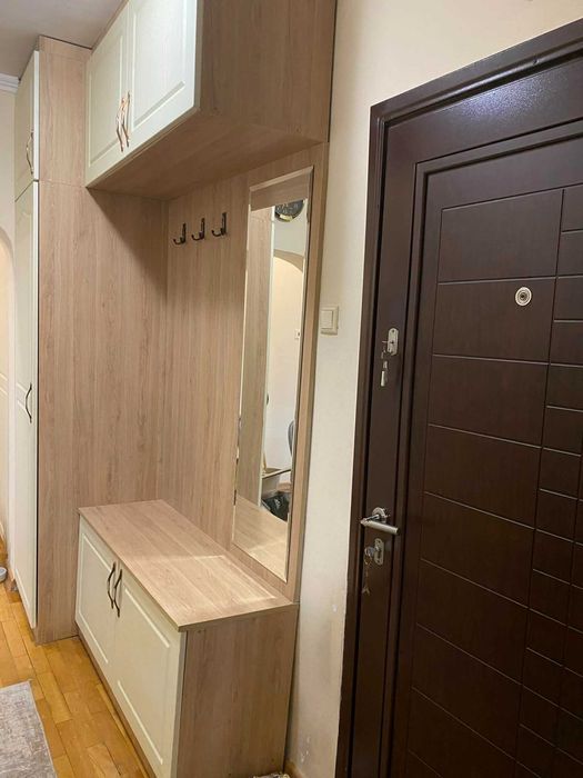 Запазено портманто за коридор
